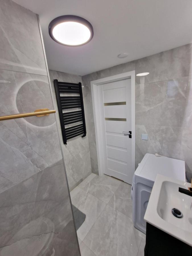 R&J Guesthouse Apartment Grindavik Exterior photo